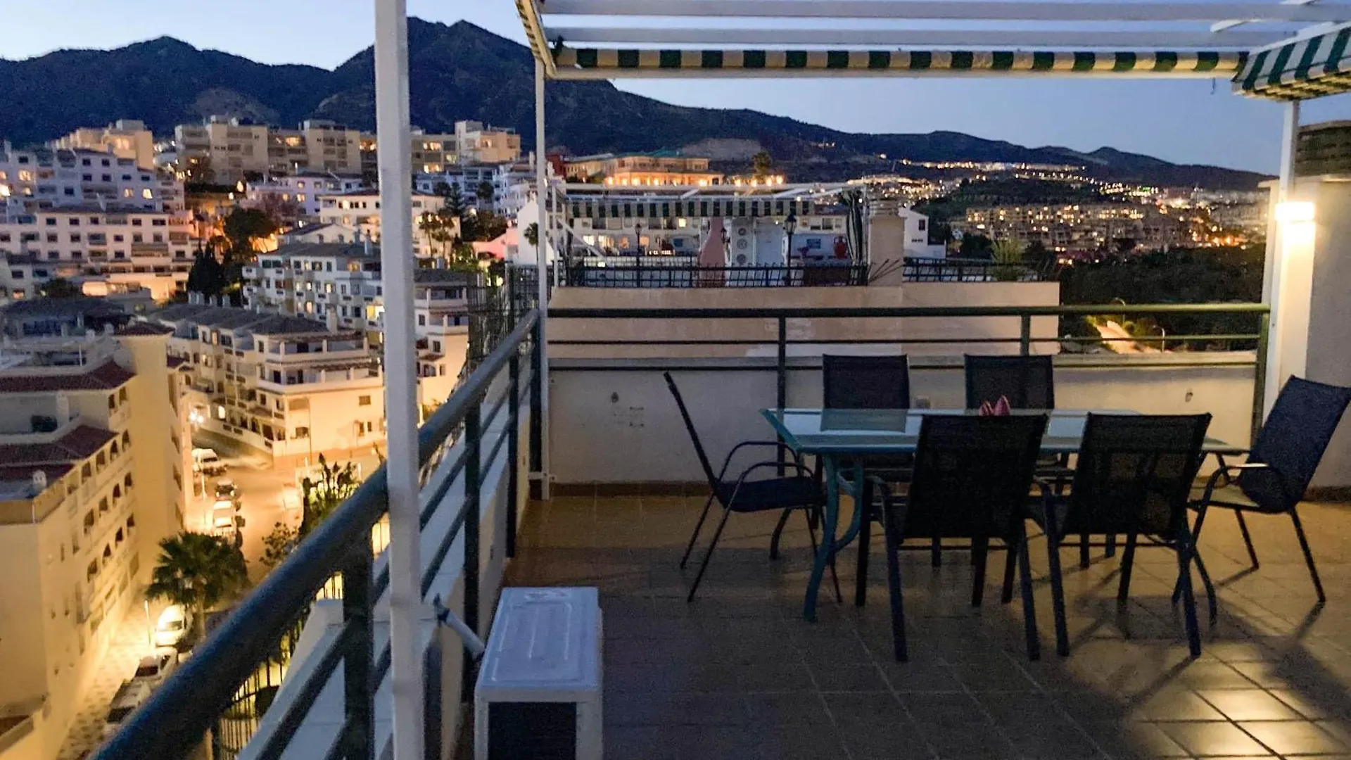 Apartmán The View Penthouse With Breathtaking Views Benalmádena 0*,